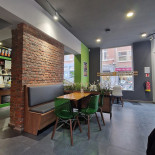 Chee Kofte Wraps Dentro