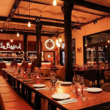 Little Beirut À l'intérieur