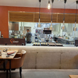 Ccnomie À l'intérieur