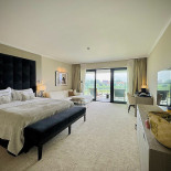 La Réserve Resort À l'intérieur