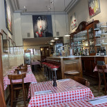 Frituur René Inside