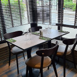 Ma Poule À l'intérieur