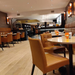 Nata À l'intérieur