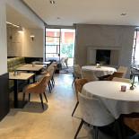 Au Bain Marie Dentro