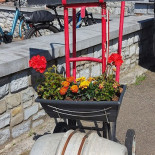 Les Montagnards Exterior