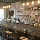 Alfons À l'intérieur