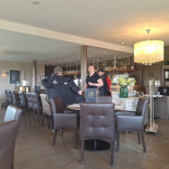 Bistro Chapoo Dentro