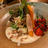 Elfde Gebod Cathedral Nourriture