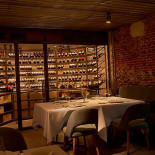 Addae Studios Barber Dentro