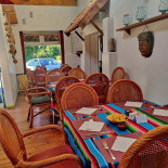 El Pueblo À l'intérieur