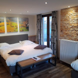 Val De La Cascade Dentro