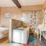 Au Chardon À l'intérieur