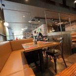 Huggys Gerpinnes À l'intérieur