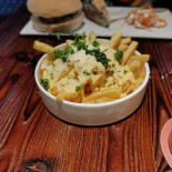 Huggys Gerpinnes Nourriture