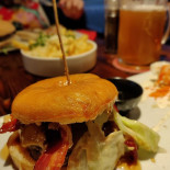 Huggys Gerpinnes Nourriture