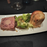 Bistro Den Bazelique Comida