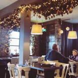 Beffely Hills Dentro