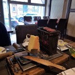 La Charbonnade Dentro