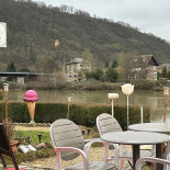 Les Cousines Hébergement Extérieur