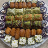 Levent Börek Künefe Comida