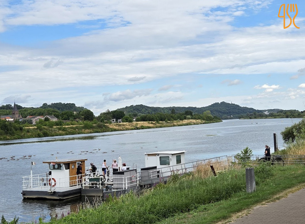 Eetcafe Aon 't Bat Außen