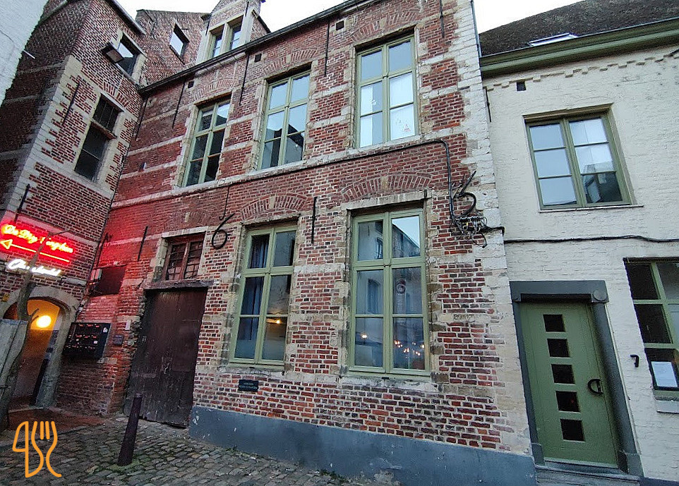 De 3 Tonghen Extérieur