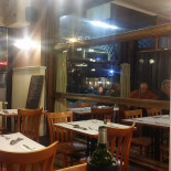 Café De La Forêt À l'intérieur