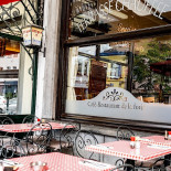 Café De La Forêt Außen