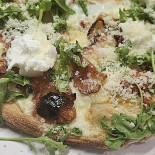 L'arch En Grez Comida