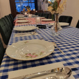 Bij De Moemoe Dentro