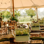 Dinner With The Queen À l'intérieur