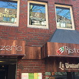 Toktok Chicken, Foodspot Extérieur