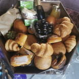 De Hoprank Oudegem: De Winkel Werd Overgenomen Door 't Vleeshuisje. Nourriture