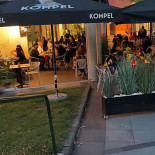 Zero Zero Grand Café Exterior