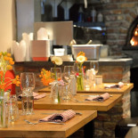 Hamoir Et à Manger À l'intérieur