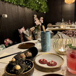 Wu-shi À l'intérieur