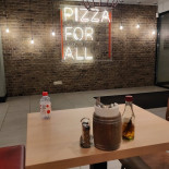 Pizza Hut Delivery Maldegem À l'intérieur