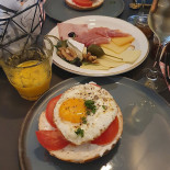 Madam Jeanne Nourriture