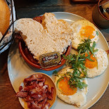 Madam Jeanne Nourriture