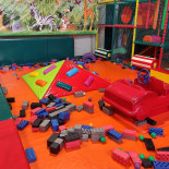 Speeldorp Tropical Außen