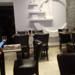 S D Burger À l'intérieur