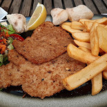 Mezza Luna Nourriture