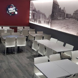 Frithousel Rumes À l'intérieur