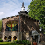 De Historic Exterior