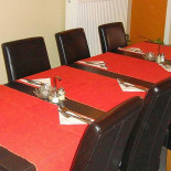 The Bertem Square Dentro