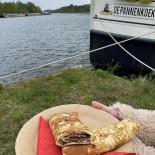 Pannenkoekenboot Dessel Außen