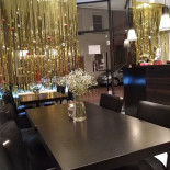 Fai's Take Away Dentro