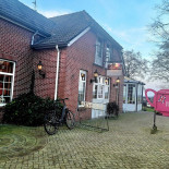 Lucy's Inn Extérieur