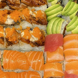 Neko Sushi (take Away, Neko Sushi Eeklo) Comida