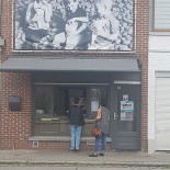 À La Frite! Exterior